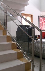 Glass with Midrail (3)