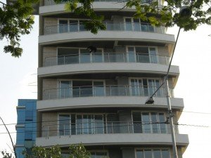 Glass with Midrail (8)