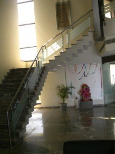 round+Glass+Studs+Film (18)