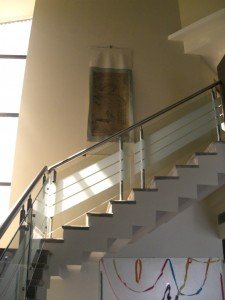 round+Glass+Studs+Film (19)