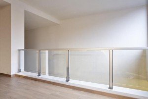 glass-railing-aluminium